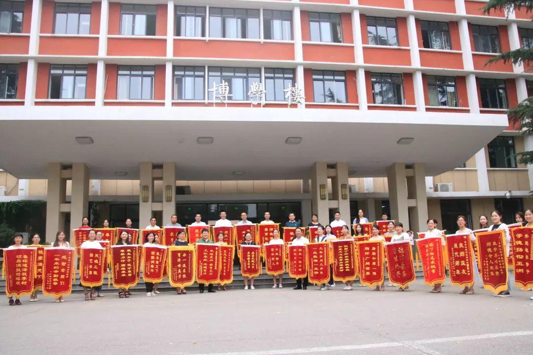 押中高考题、中考题？？？？？？？？！304am永利集团官网都会森林学校学校“硬核”实力圈粉无数！