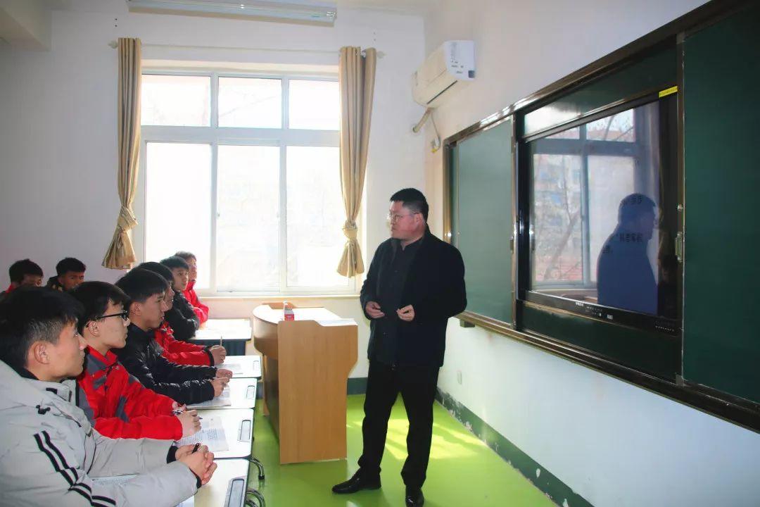 好怙恃+好先生！本周日，，，，，中招说明会，，，，，与您相约在景物如画的304am永利集团官网都会森林学校!