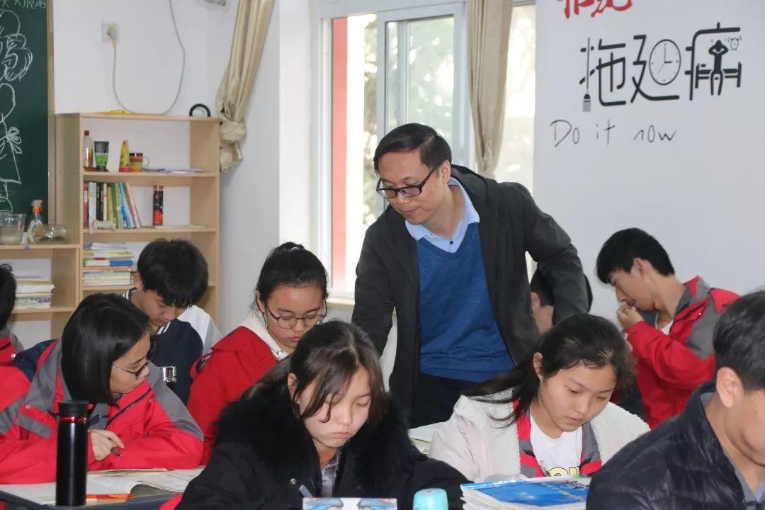 补录！@还没收到通知书的高一新生，，，，，快快搭上名校末班车来军训！