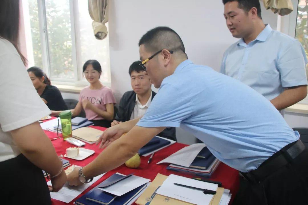 西席节，，，，，我们这样过！