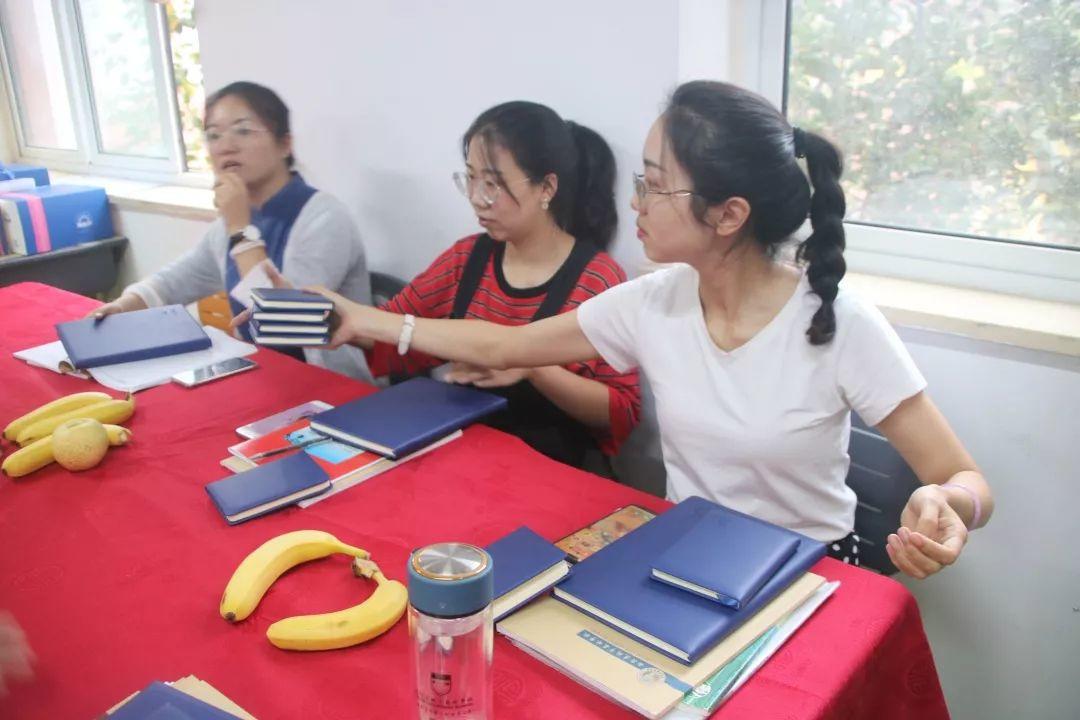 西席节，，，，，我们这样过！