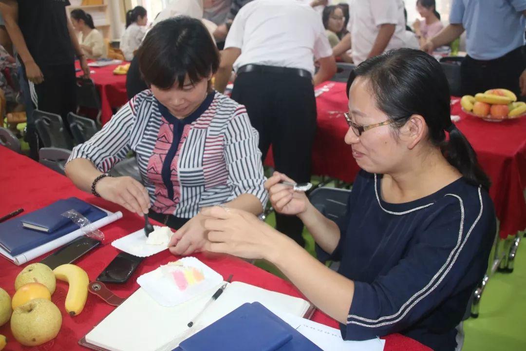 西席节，，，，，我们这样过！