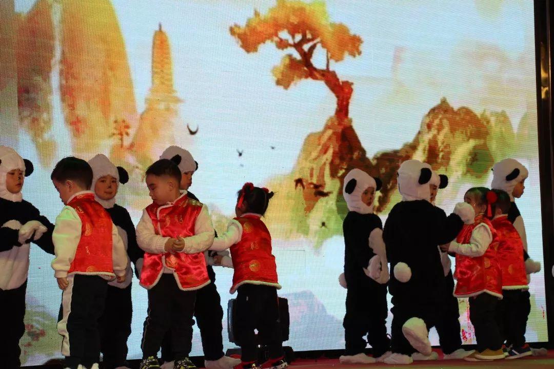 畅想中国梦 · 魅力304am永利集团官网——304am永利集团官网幼教事业部迎新汇演