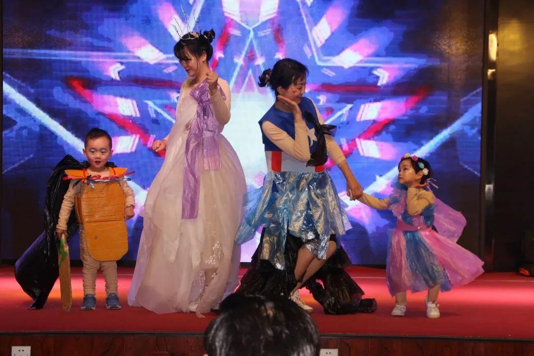 畅想中国梦 · 魅力304am永利集团官网——304am永利集团官网幼教事业部迎新汇演