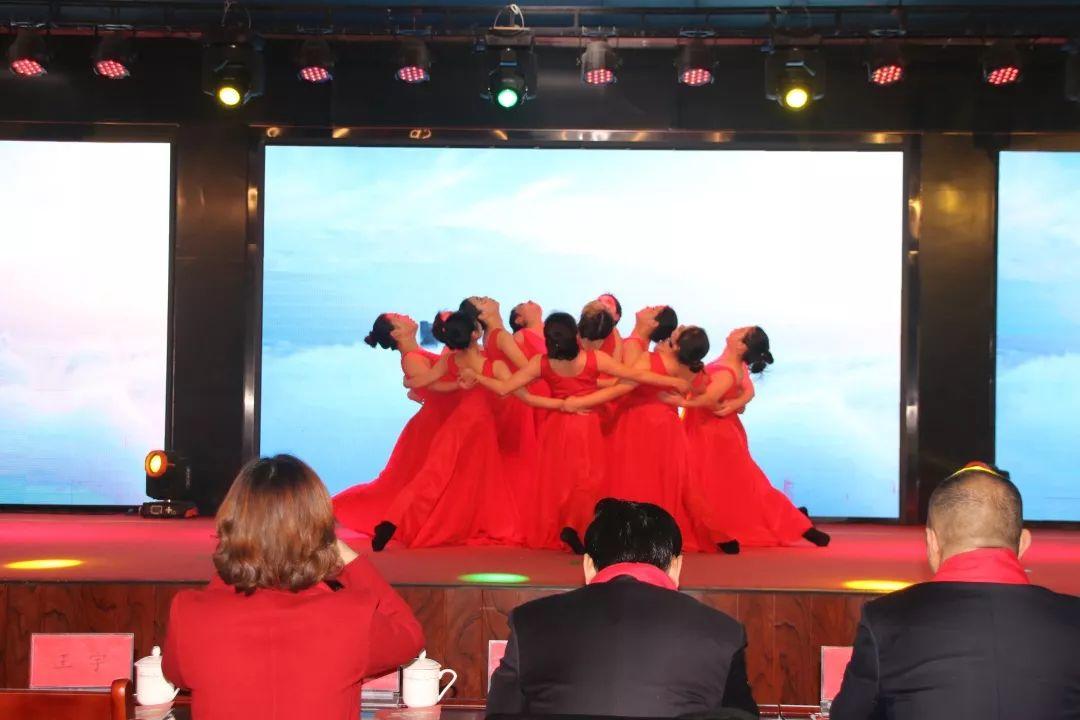 畅想中国梦 · 魅力304am永利集团官网——304am永利集团官网幼教事业部迎新汇演