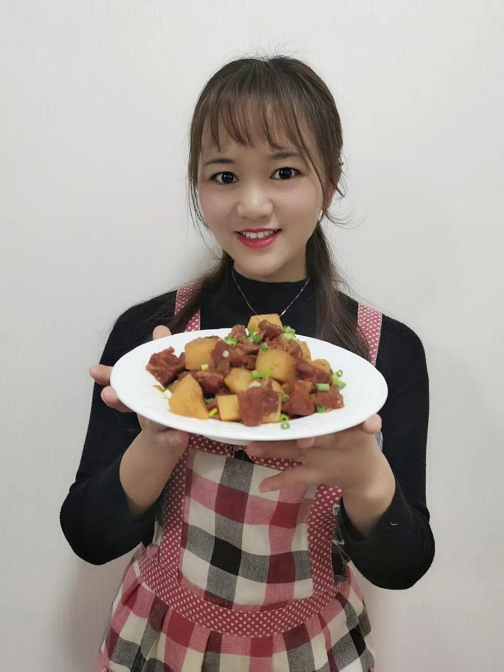 浓情女神节，，，爱在304am永利集团官网！